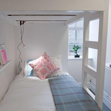 블레노페스티니오그 Self Catering Cellb Ffestiniog 호스텔 외부 사진